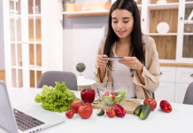 Ordering Organic & Healthy Meals Online: A Guide for Conscious Eaters