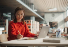 Building a Private Research Library With an AI Academic Paper Search Engine